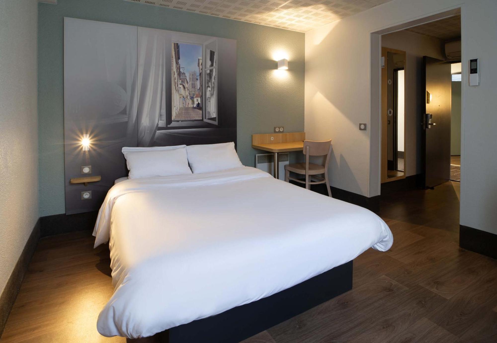 B&B Hotel Saint-Quentin Exterior photo